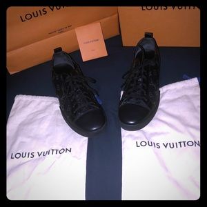 Black monogram Louis Vuitton sneakers